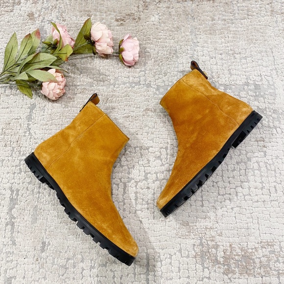 riley bootie stuart weitzman